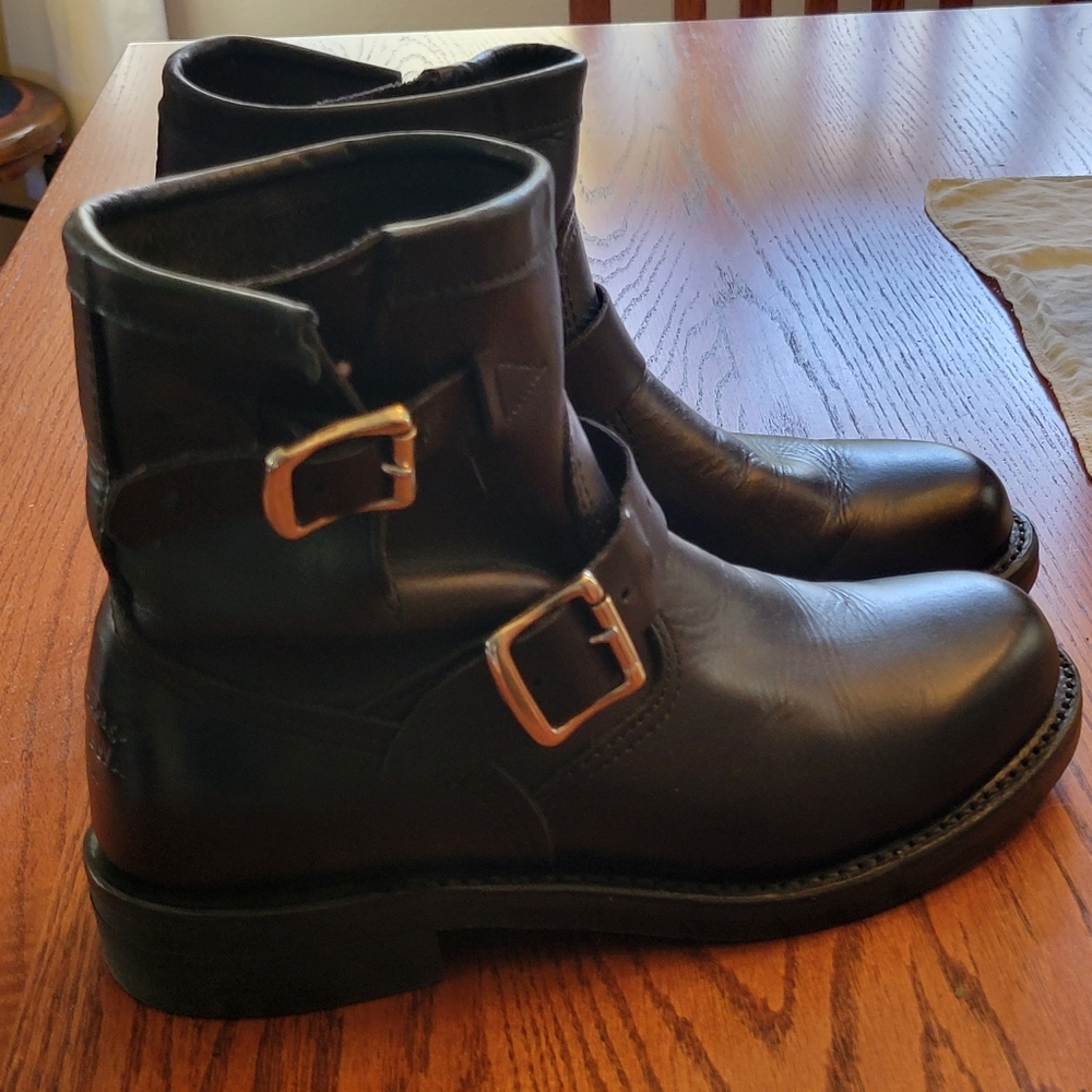 Chippewa 1901W11 Black Ankle Boots with Buckles.